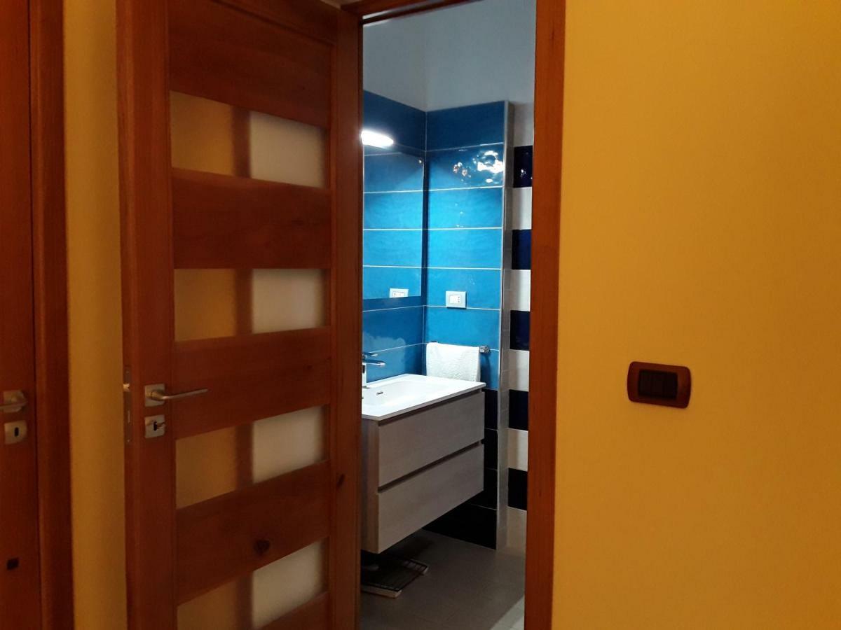 Bed and Breakfast La Riviera Милаццо Экстерьер фото